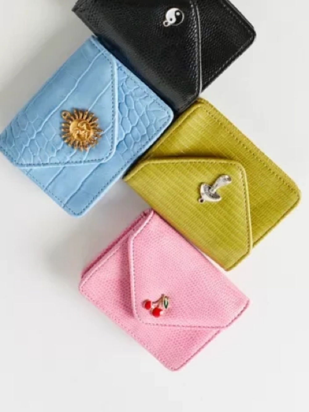 UO Cherry Motif Cardholder